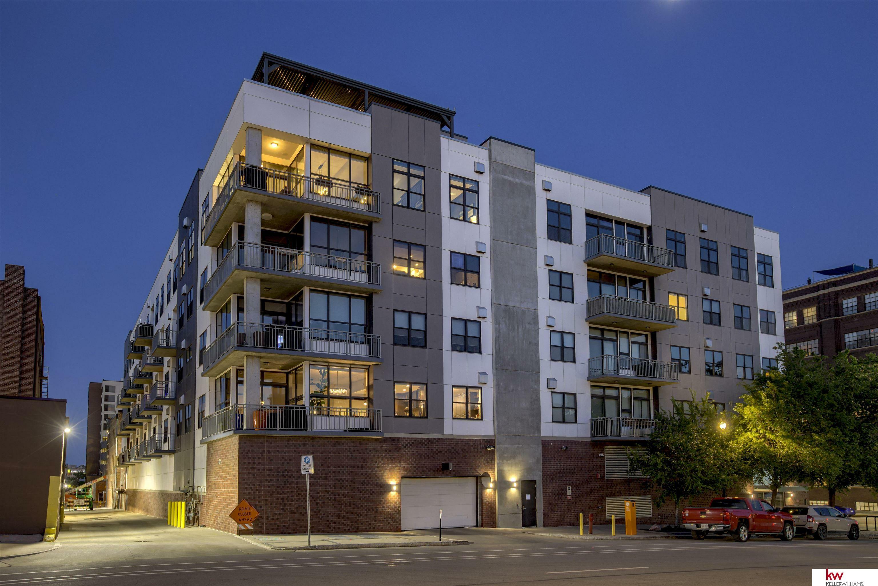 Property Photo: 1308 Jackson Street 608 NE 68102