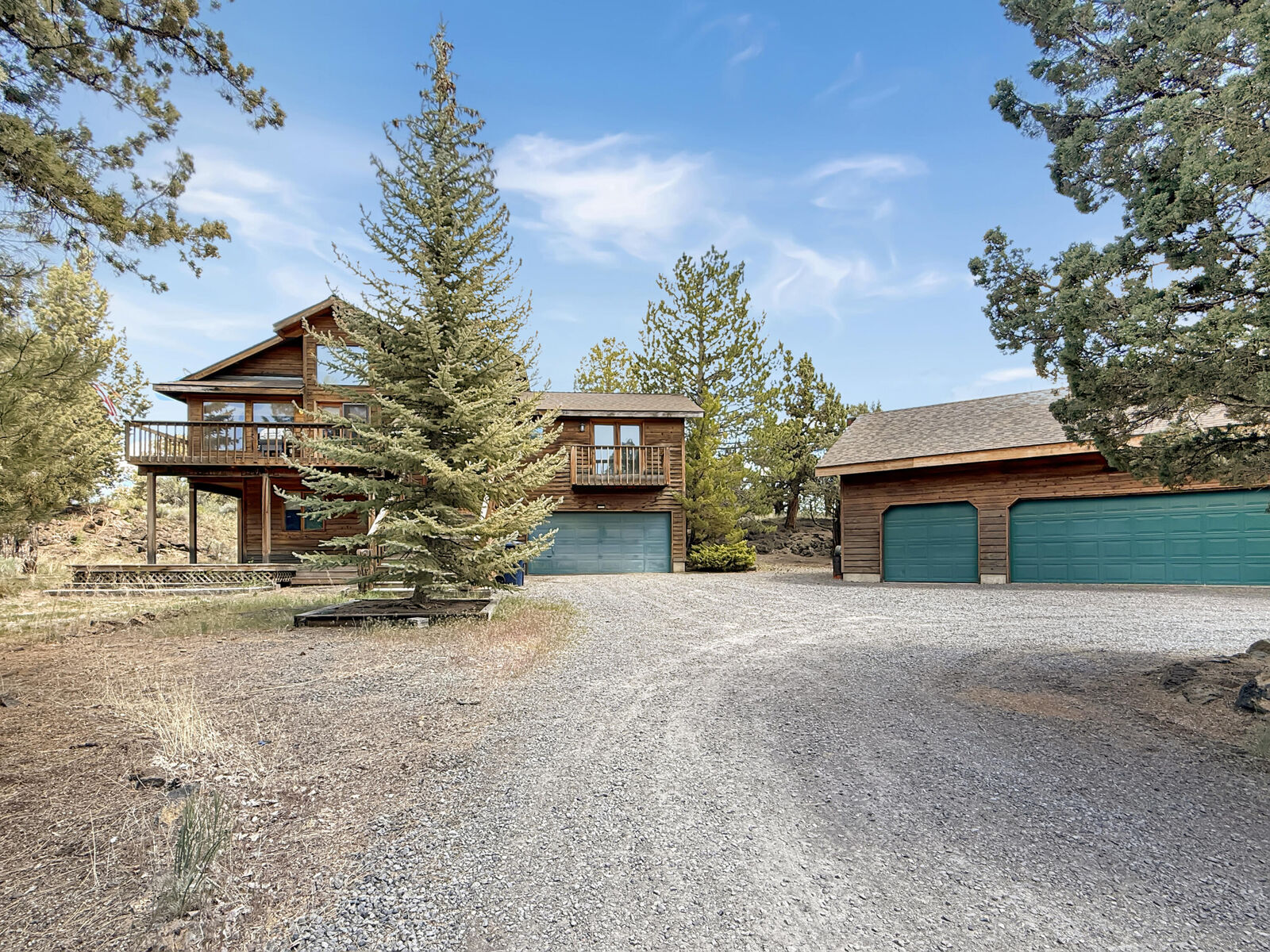 Property Photo: 64472 McGrath Road OR 97701