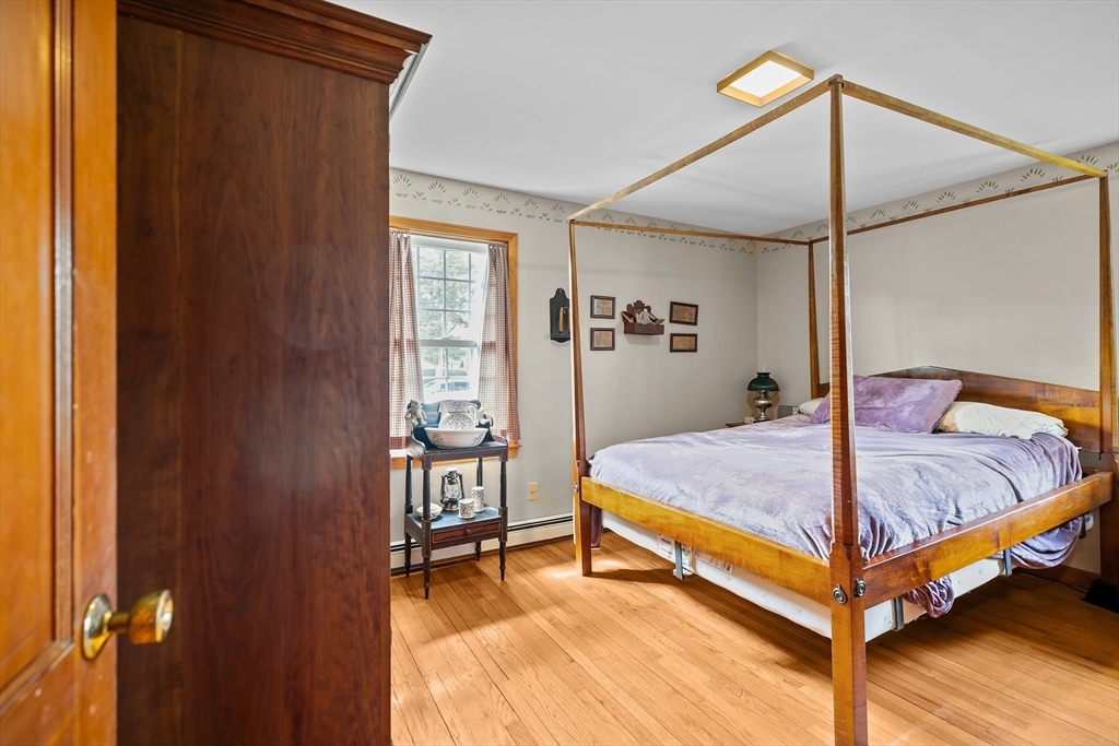 Property Photo:  1 Pine Ln  RI 02885 