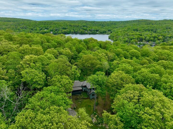 Property Photo:  204 Norwich Lk  MA 01050 
