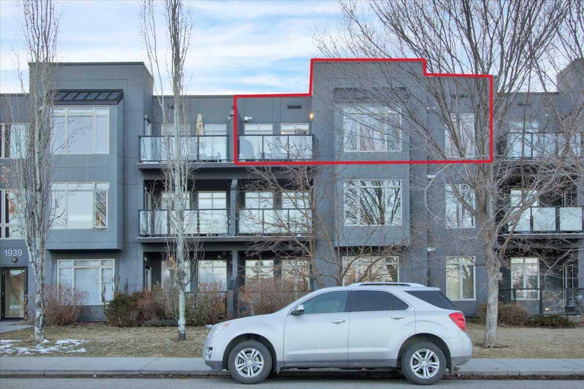 Property Photo: 1939 30 Street SW 308 AB T3E 2L5