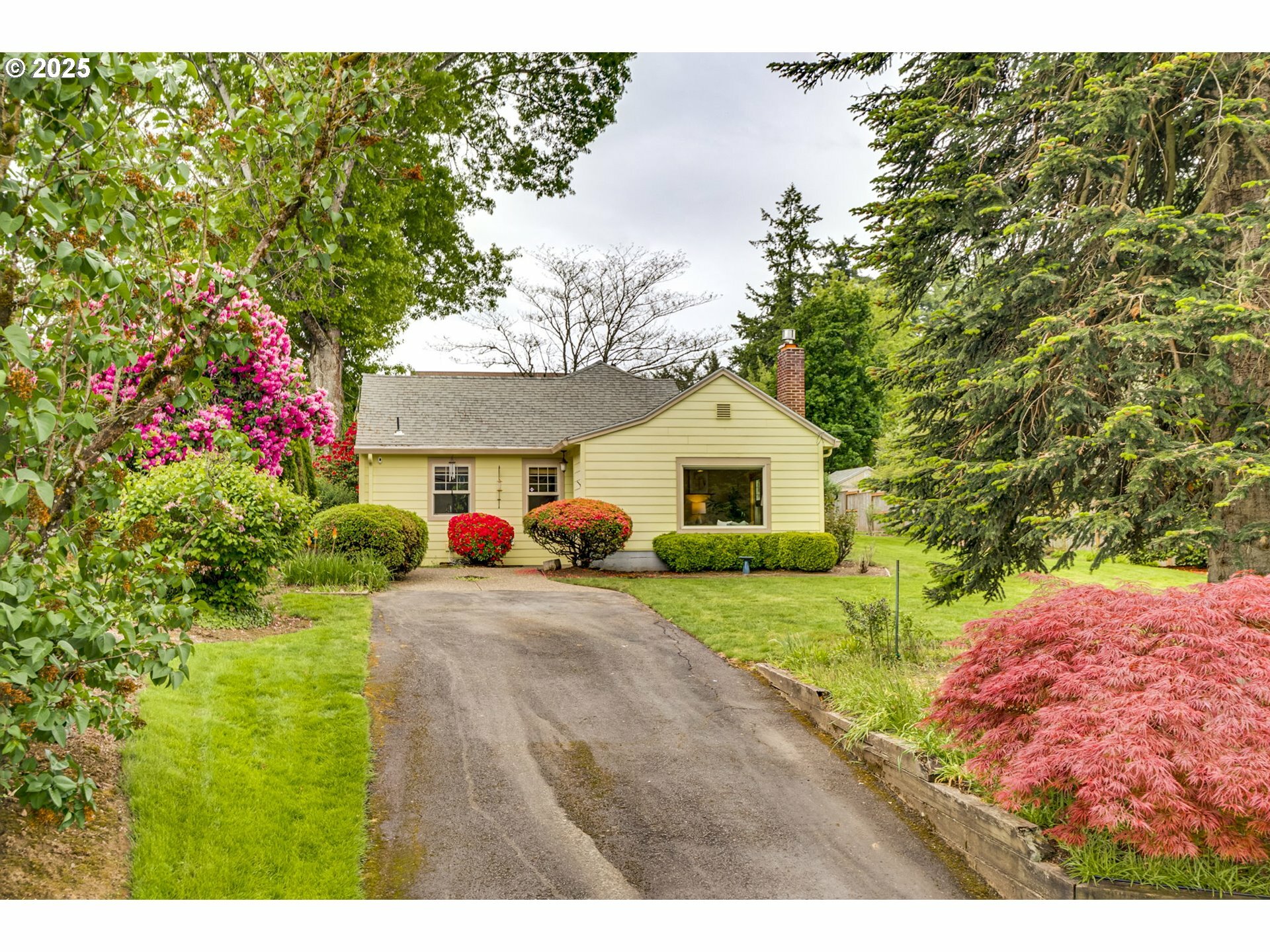 Property Photo: 5818 SW Boundary St OR 97221