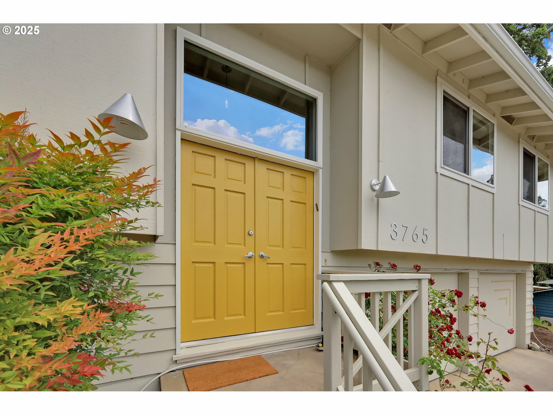 Property Photo: 3765 Potter St OR 97405