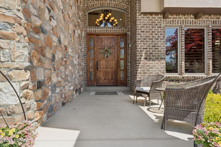 Property Photo:  1 Cross Hill Lane  UT 84092 