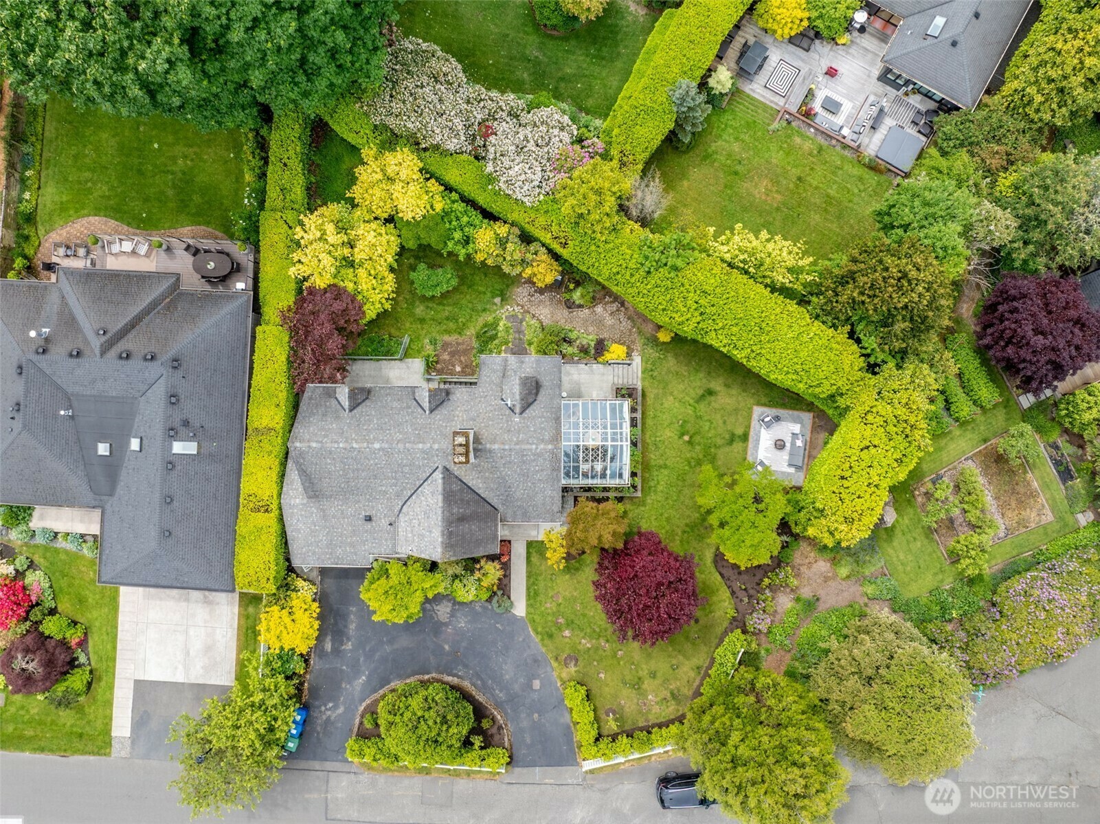 Property Photo: 10053 15th Avenue NW WA 98177