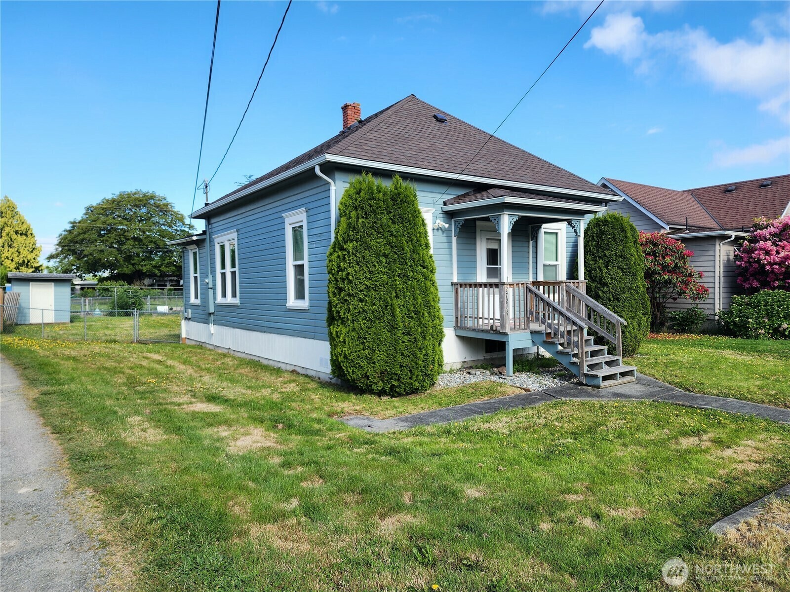 Property Photo: 27204 103rd Drive NW WA 98292
