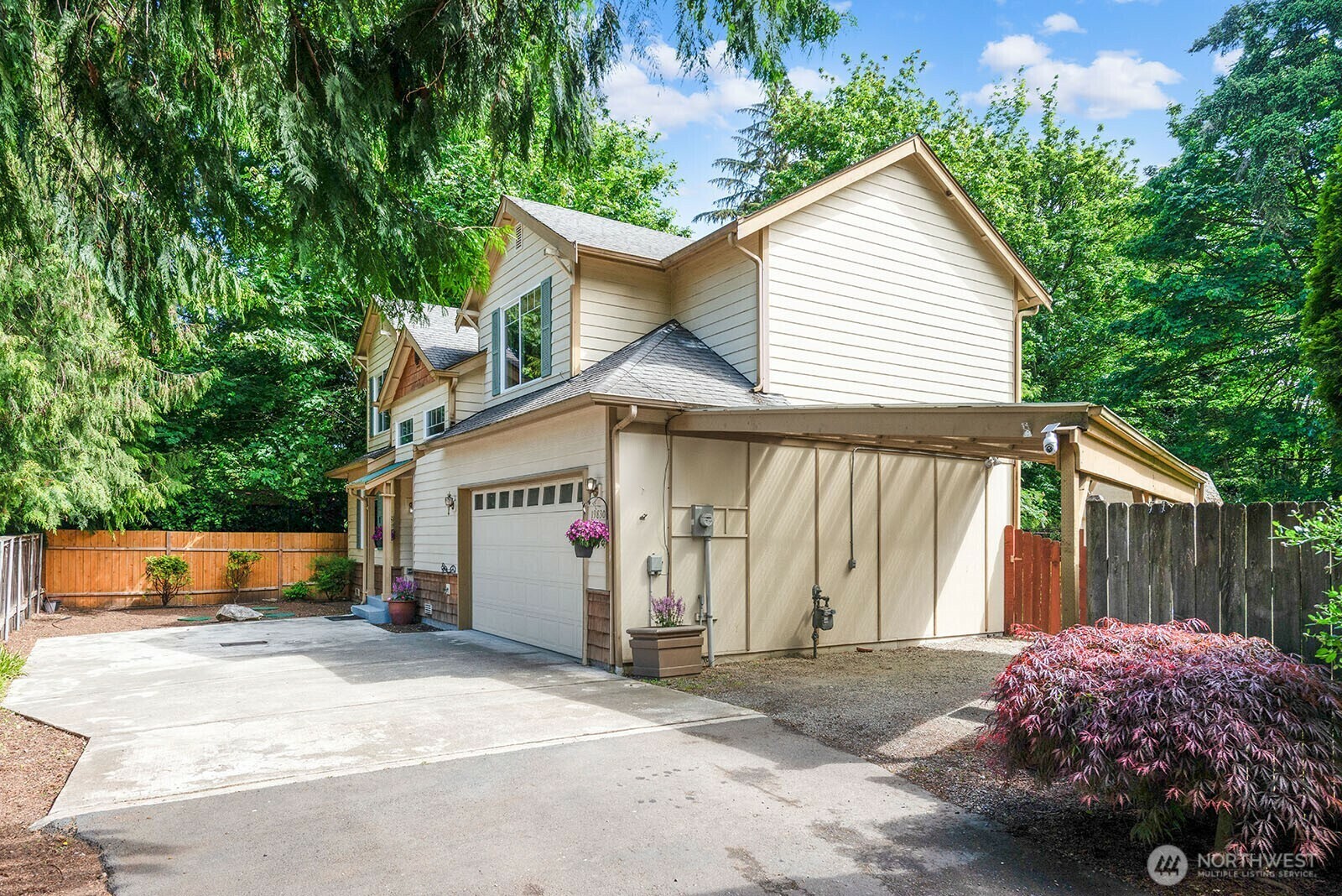 Property Photo: 19830 10th Place S WA 98148