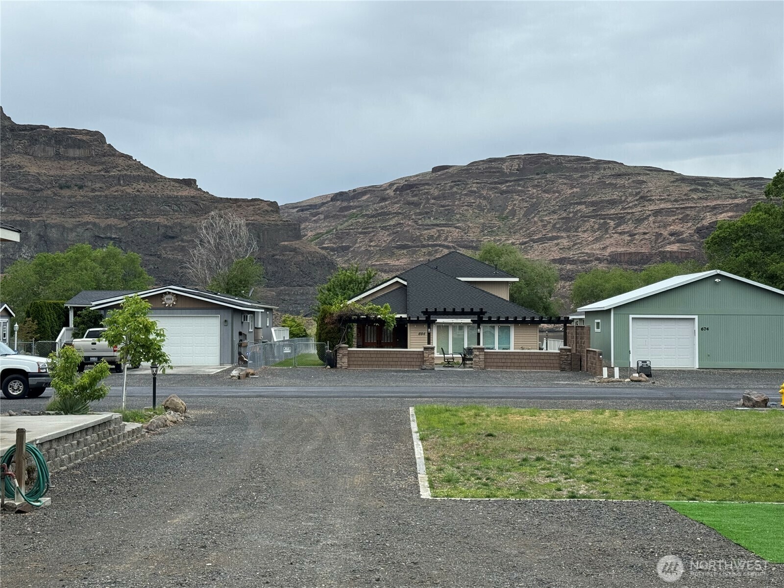 Property Photo: 685 River Drive SW WA 98848