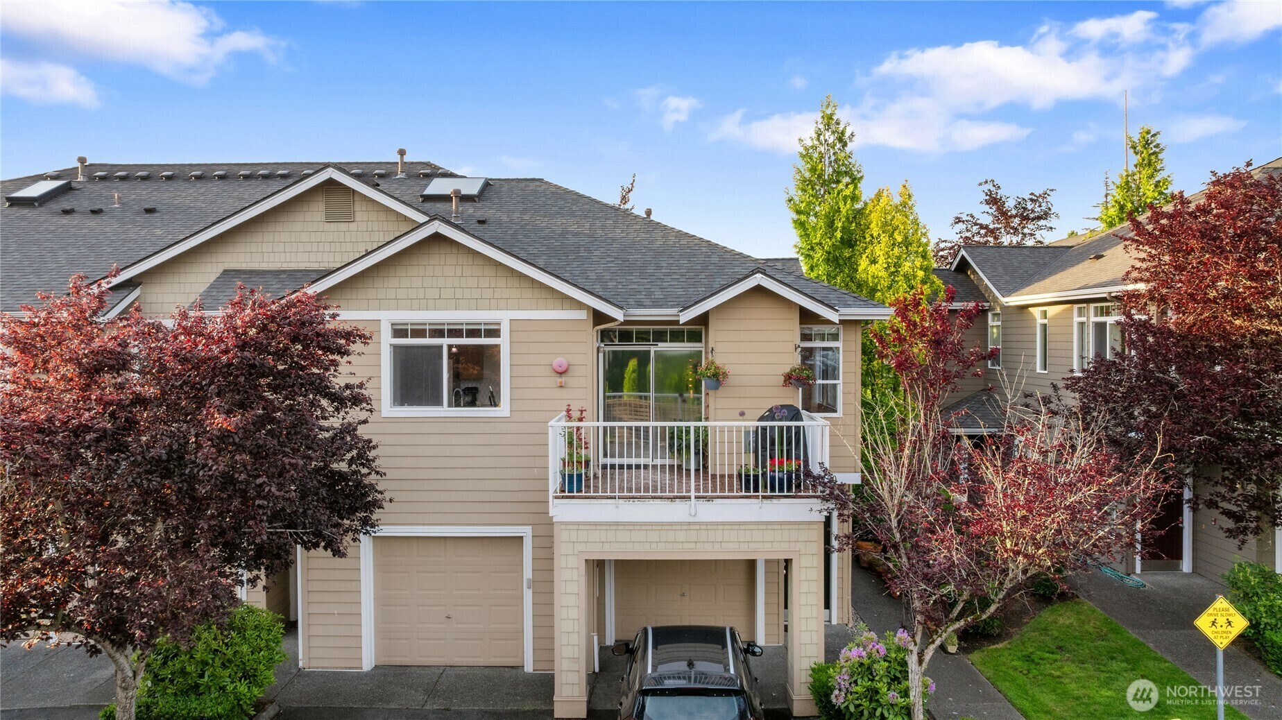 Property Photo: 22756 SE 13th Lane C6 WA 98075