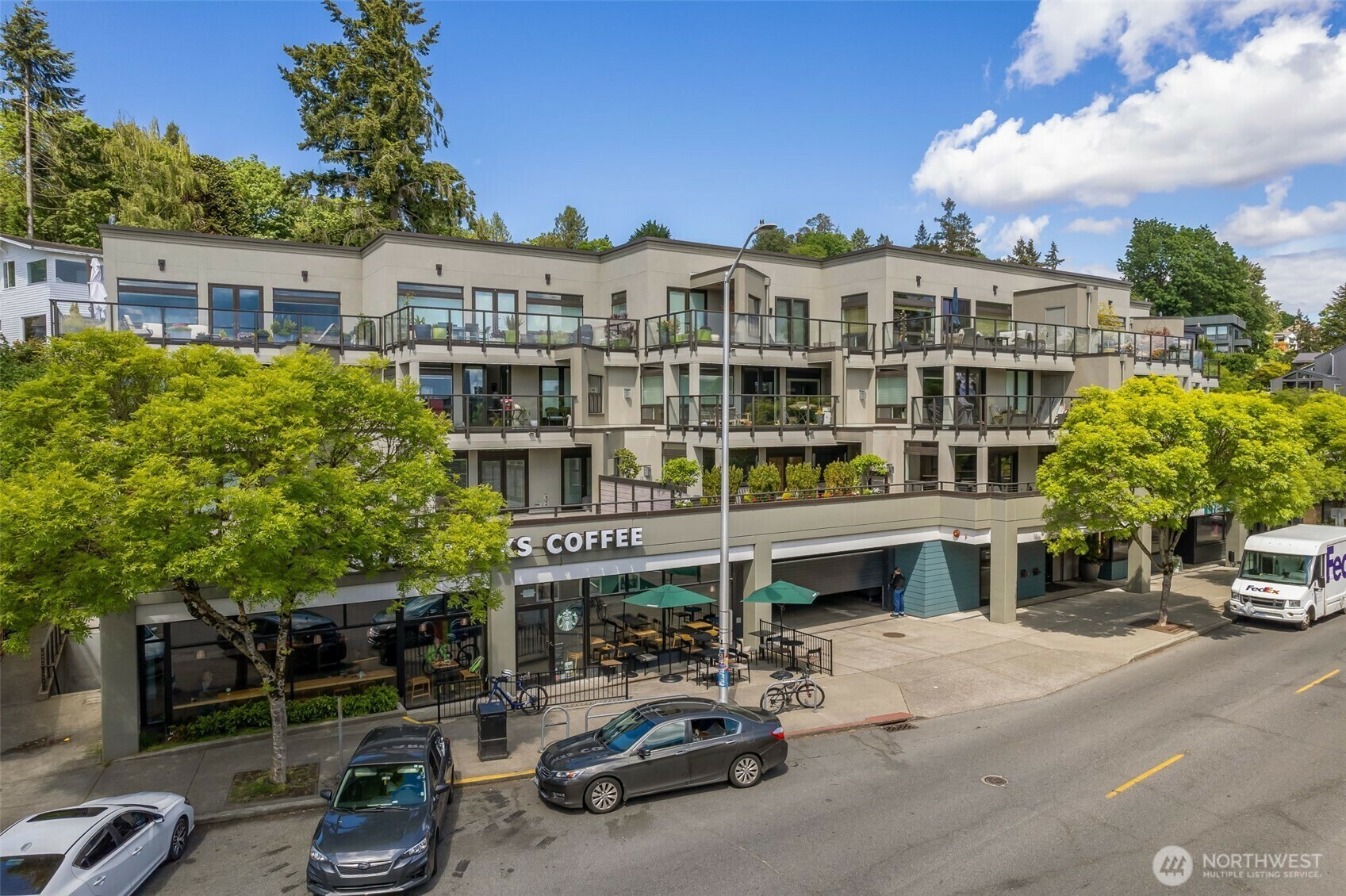 Property Photo: 121 Lakeside Avenue 202 WA 98122