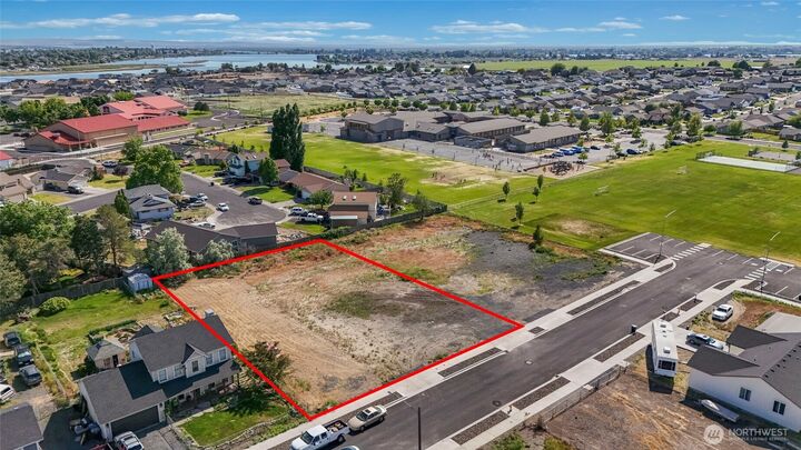 1035 W Vriginia  Moses Lake WA 98837 photo