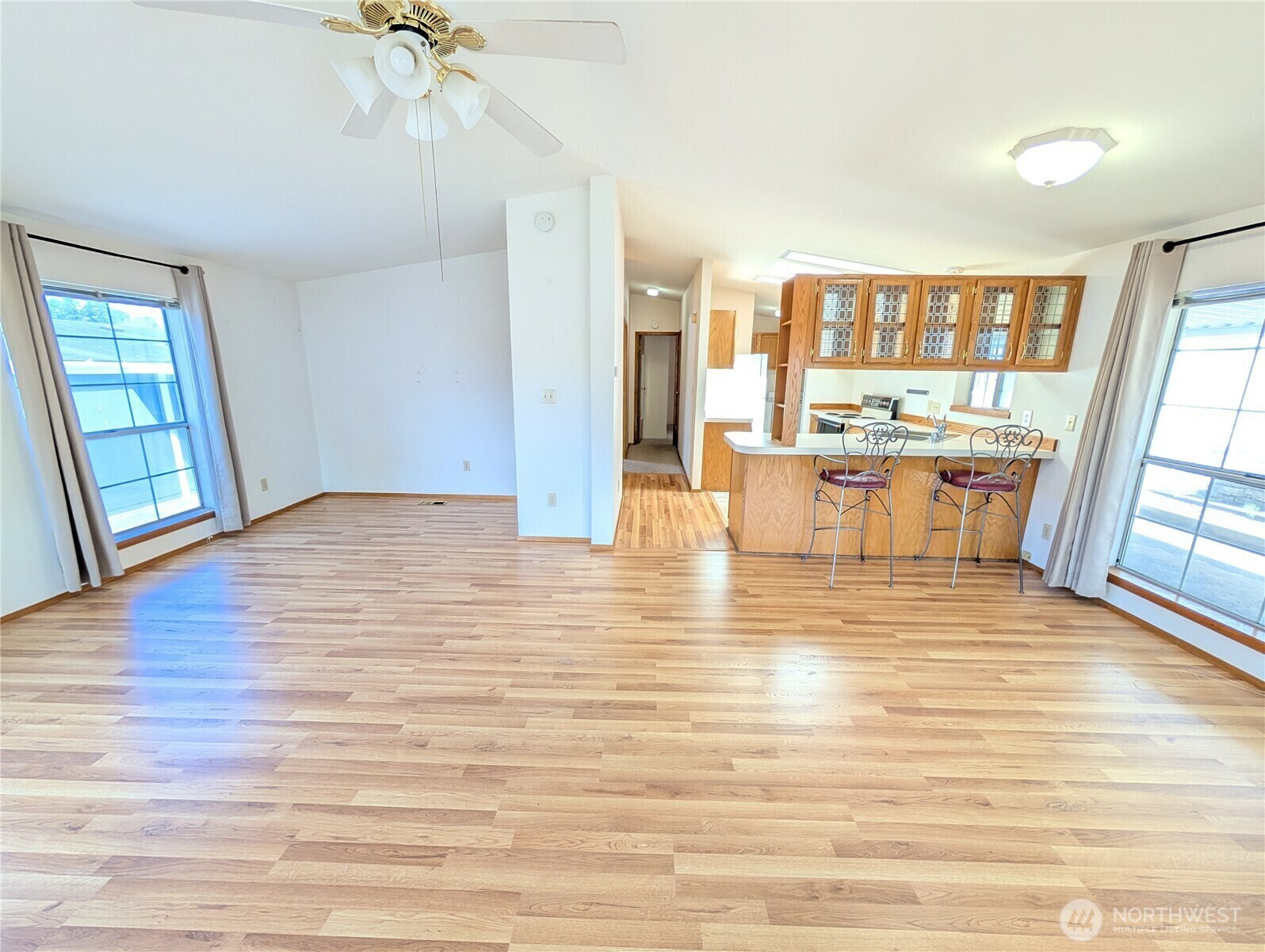 Property Photo: 1200 Lincoln Ave 297 WA 98229