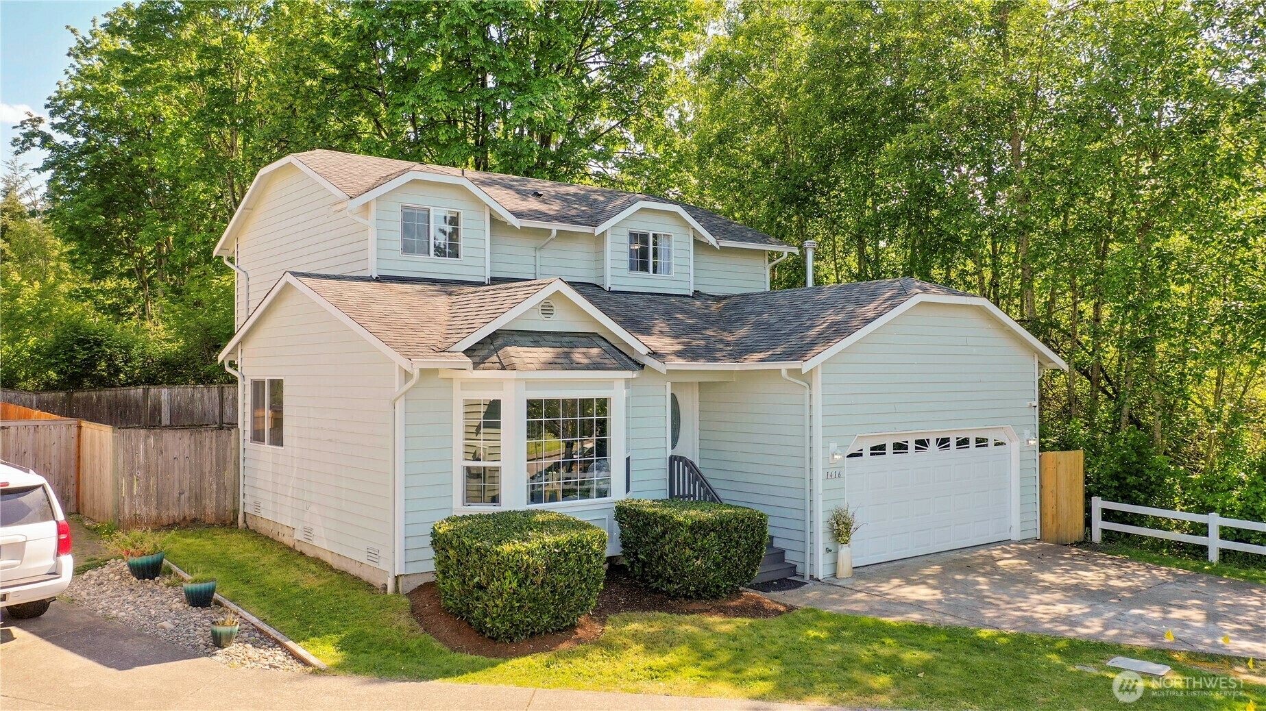 Property Photo: 1416 116th Drive SE WA 98258