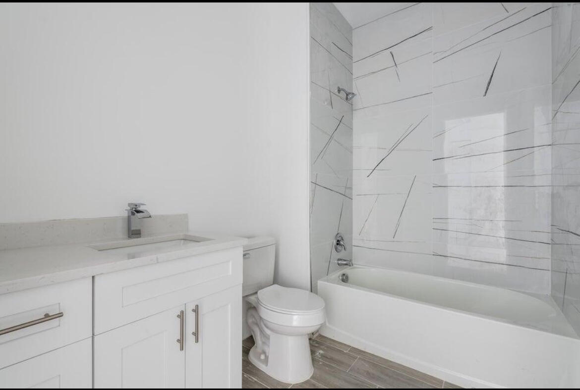 Property Photo: 191 Rotonda Boulevard W A-B-C FL 33947