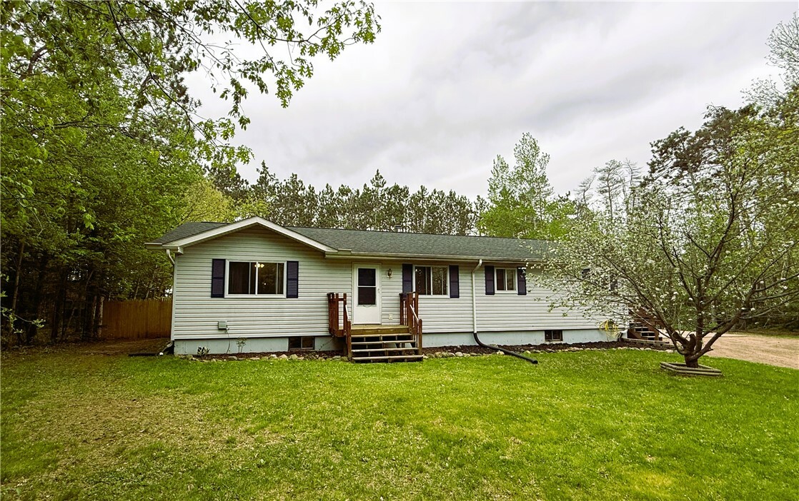 Property Photo: 1051 E Chippewa Avenue WI 54819