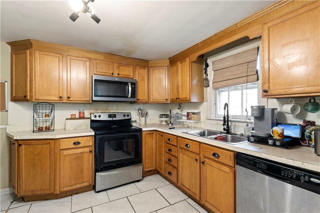 Property Photo: 58 Edgemere Road RI 02861