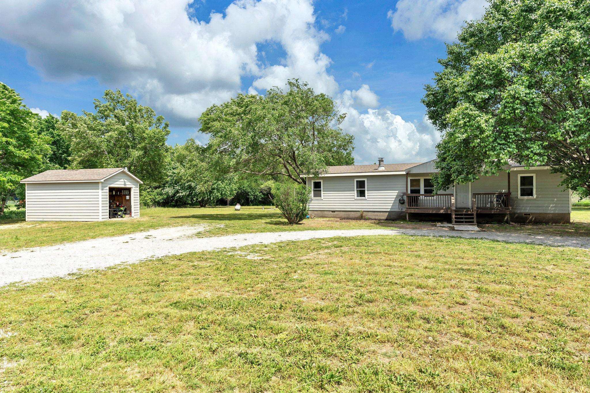 Property Photo: 11099 SW 144th KS 67070