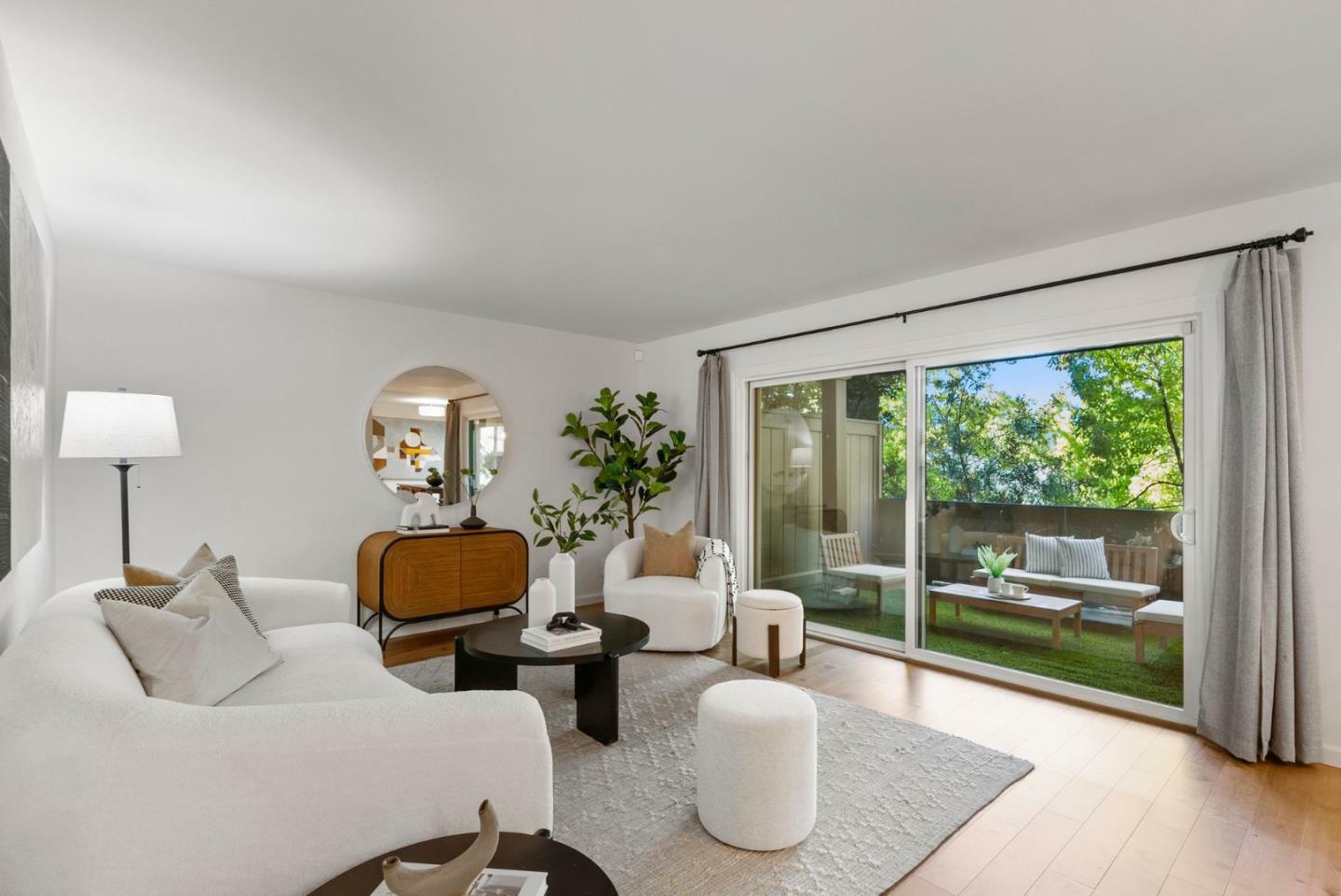 Property Photo: 3334 Brittan Avenue 4 CA 94070