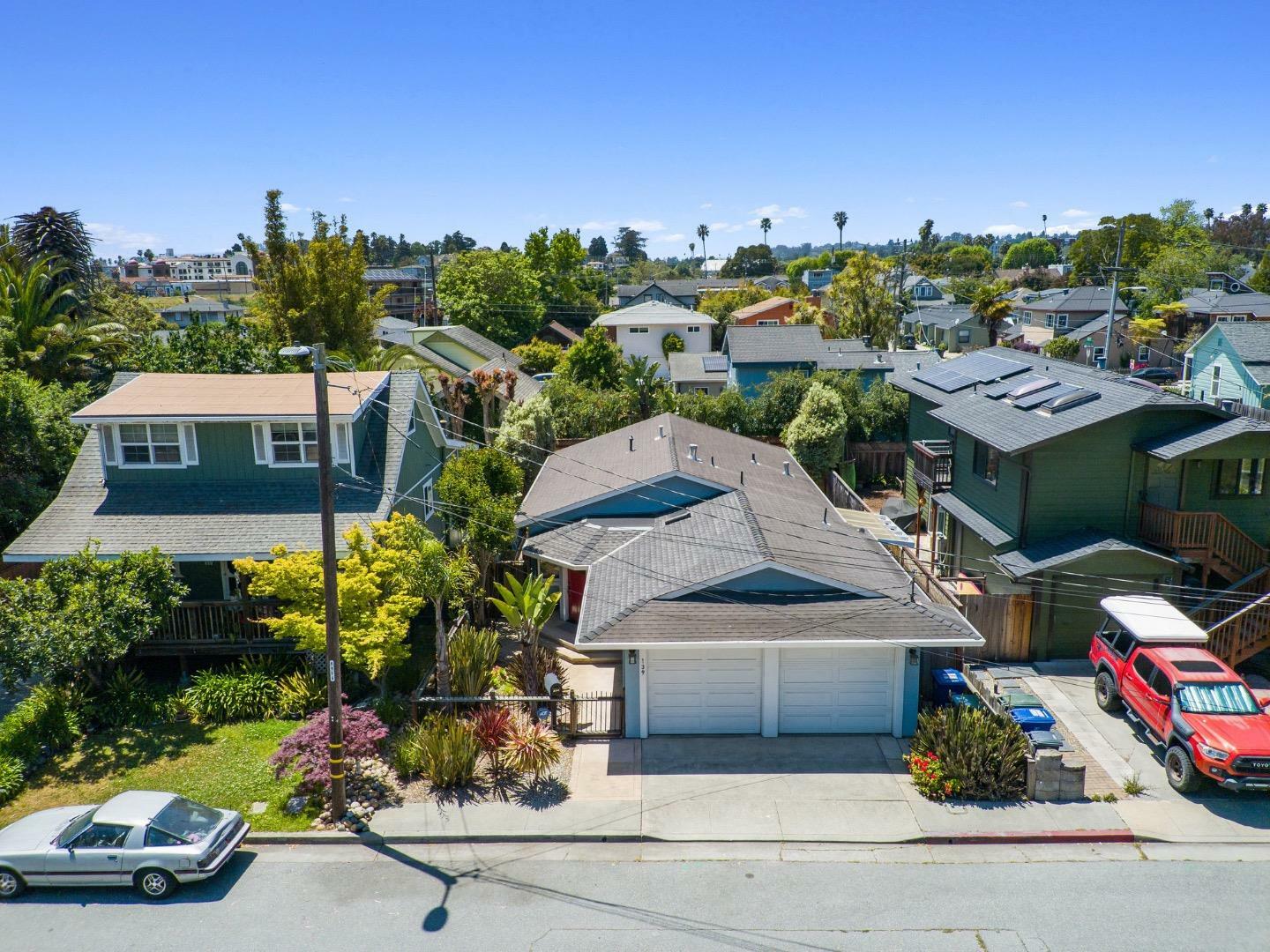 Property Photo: 139 Jessie Street CA 95060