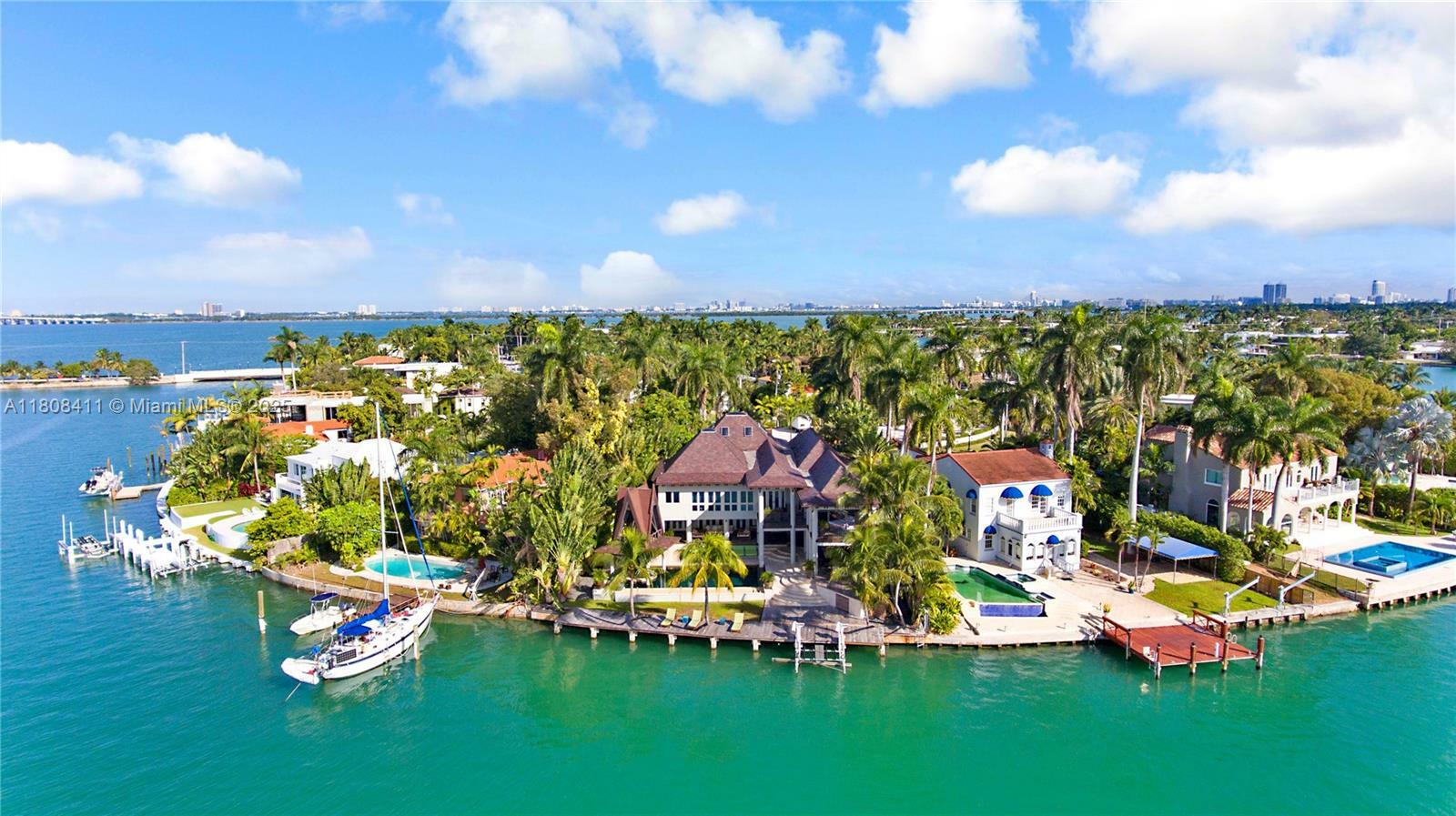 Property Photo: 14 W San Marino Dr FL 33139