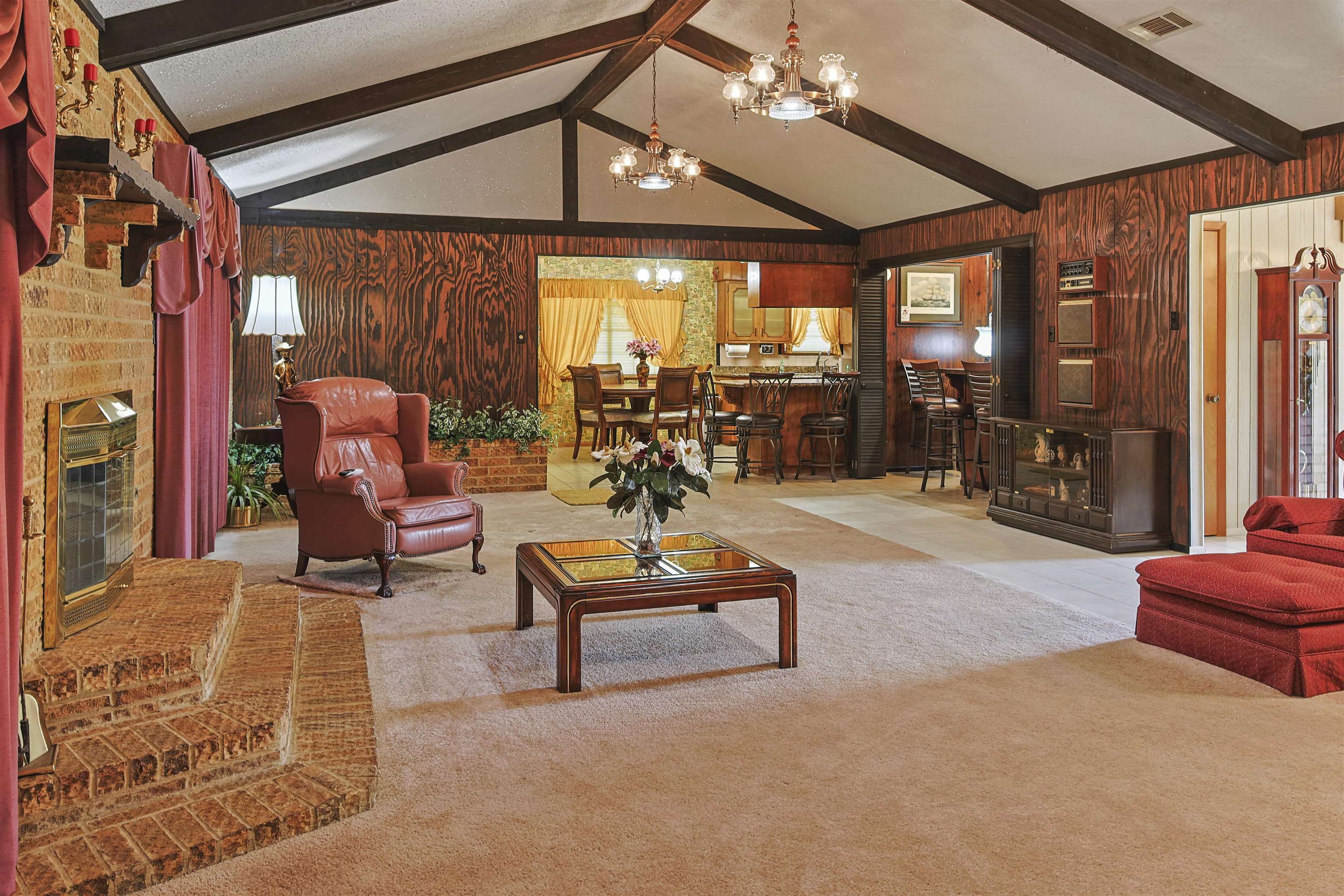 Property Photo: 4425 Cartwright TX 77707-9999