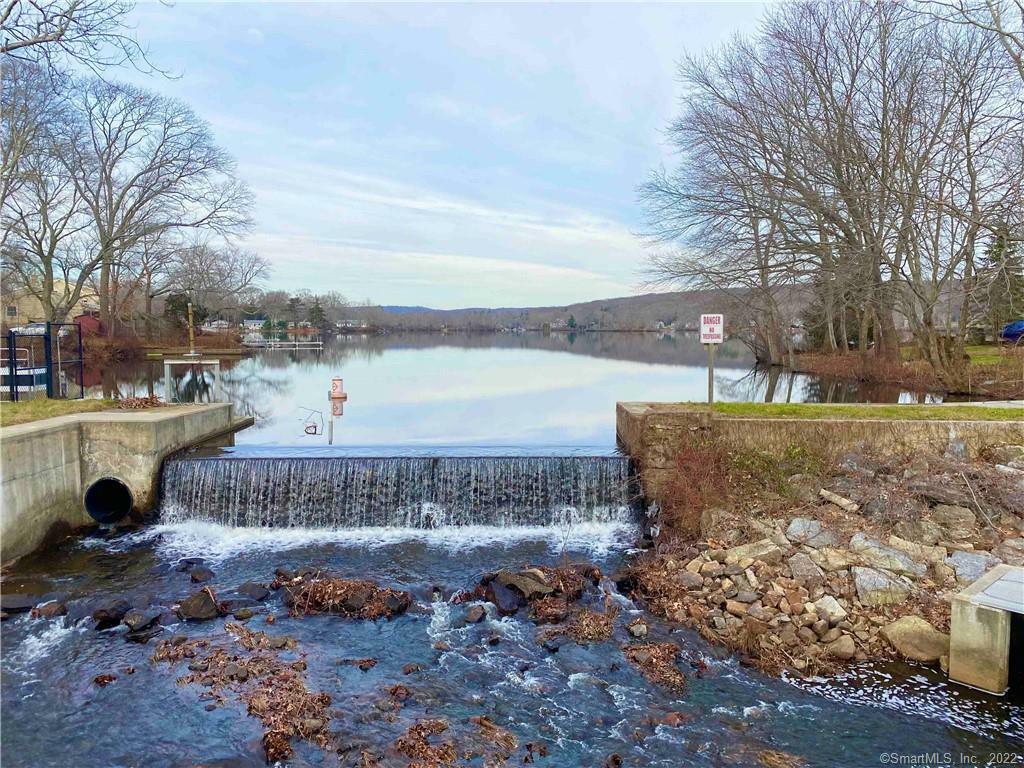 Property Photo: 10 Glover Avenue CT 06371