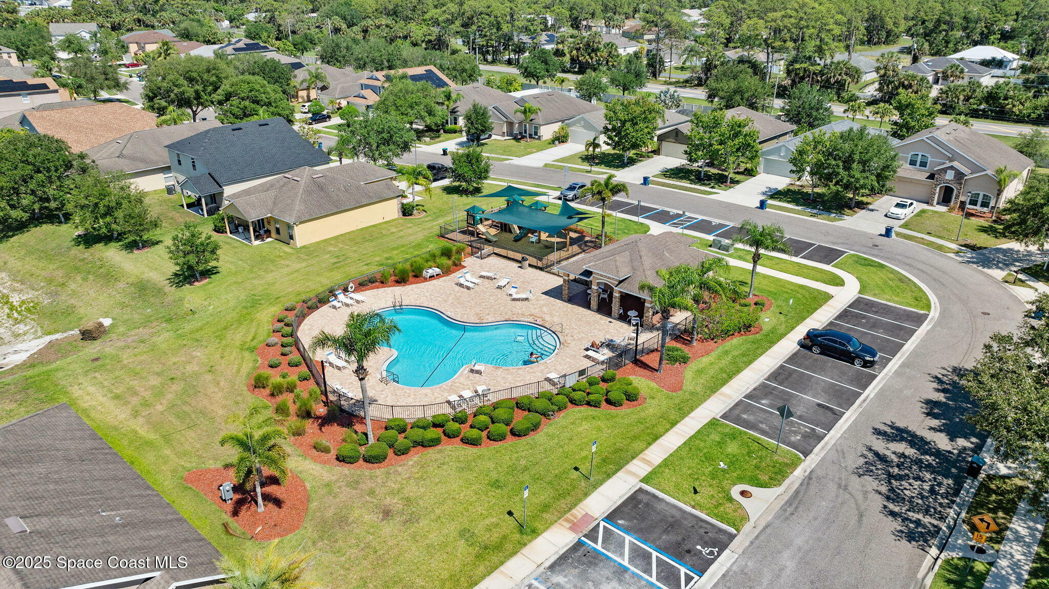 Property Photo: 422 Moray Drive SW FL 32908