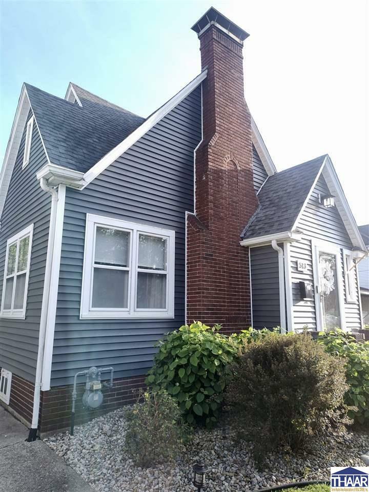 Property Photo: 513 W Washington Street IN 47882