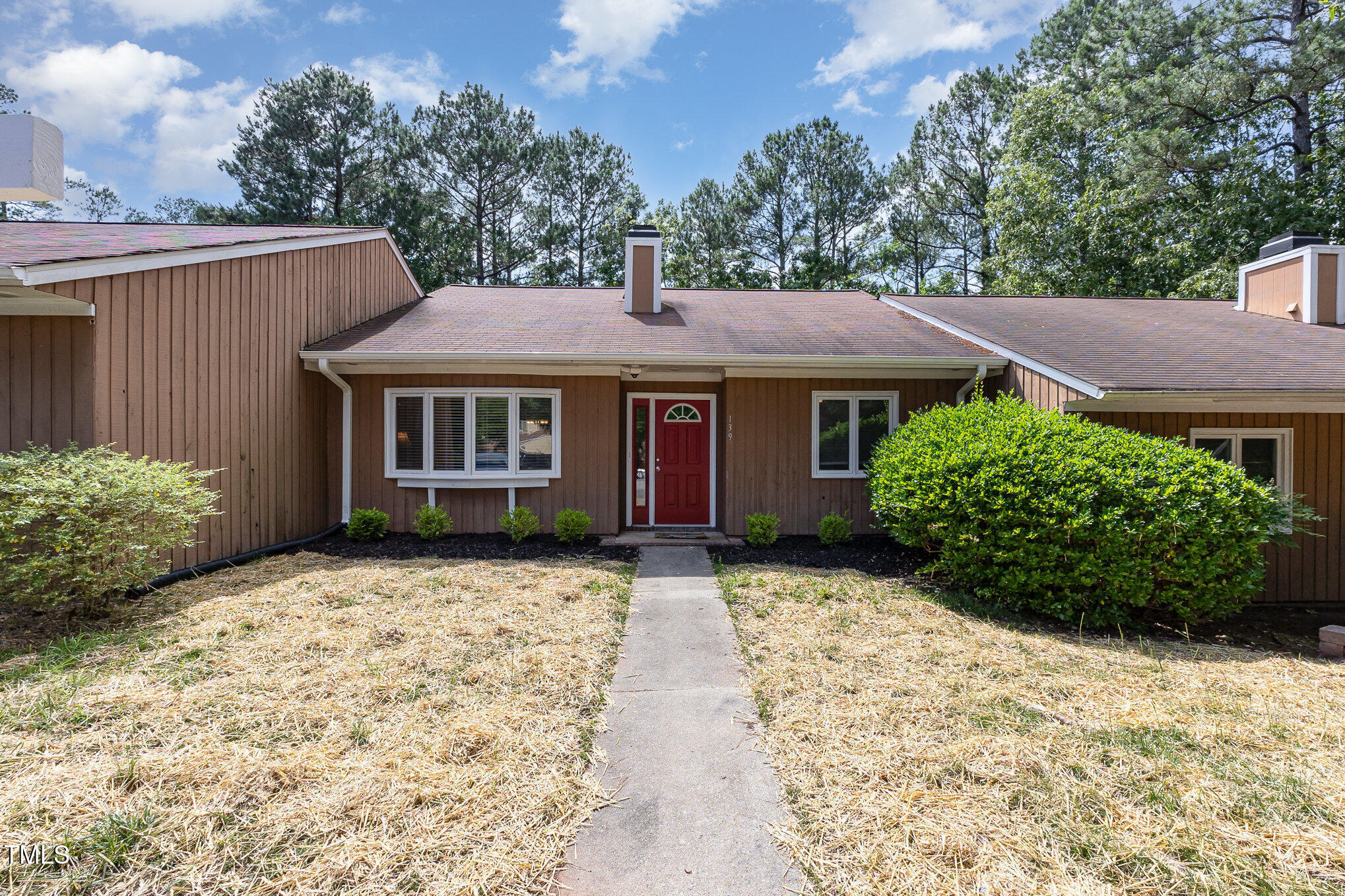 Property Photo:  139 Hollyhock Court  NC 27713 