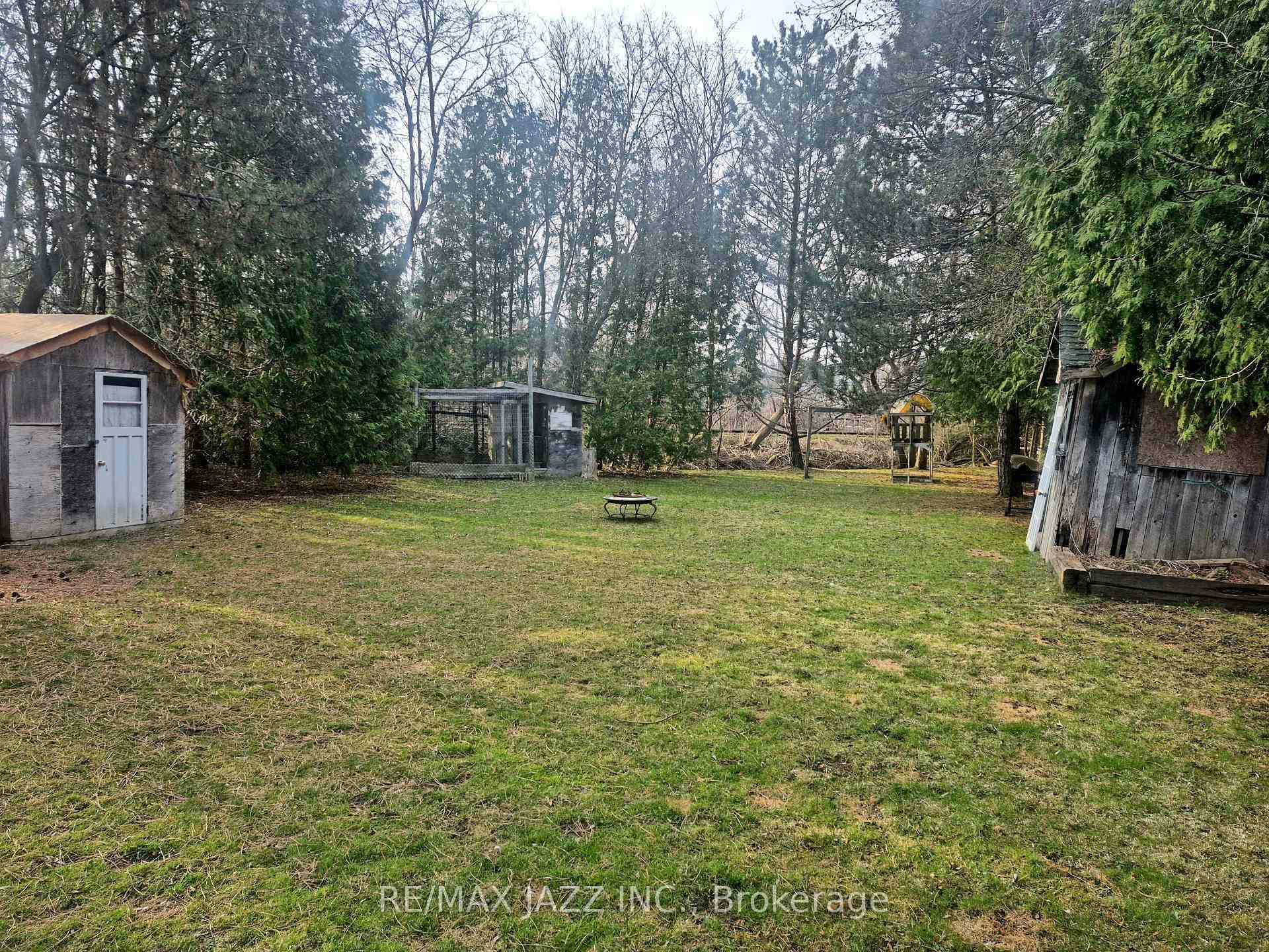 Property Photo: 35 Maple Street ON L9P 1C8