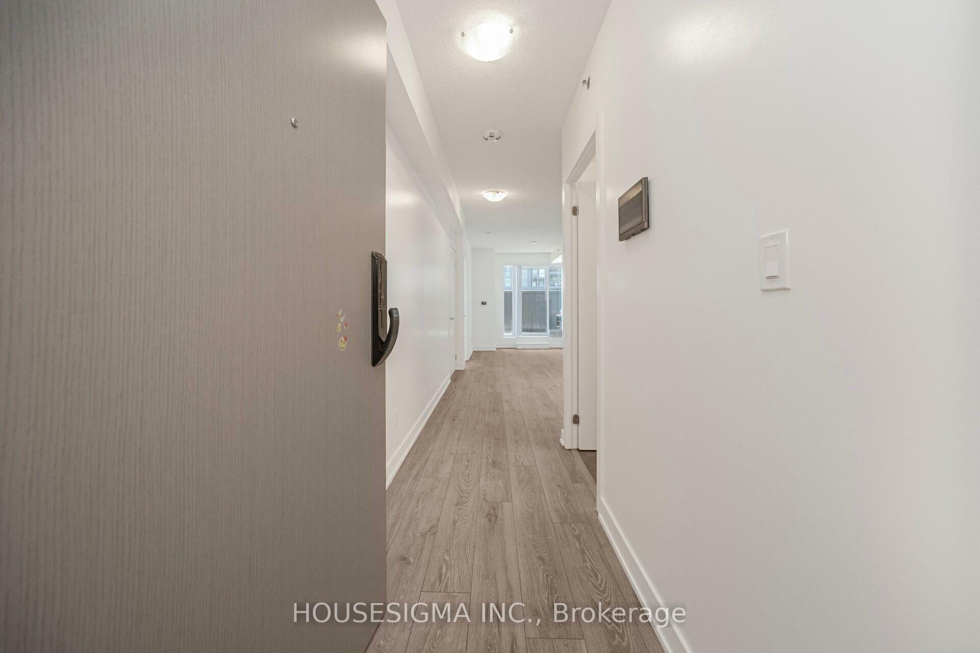 Property Photo: 3200 Dakota Common B402 ON L7M 2A7