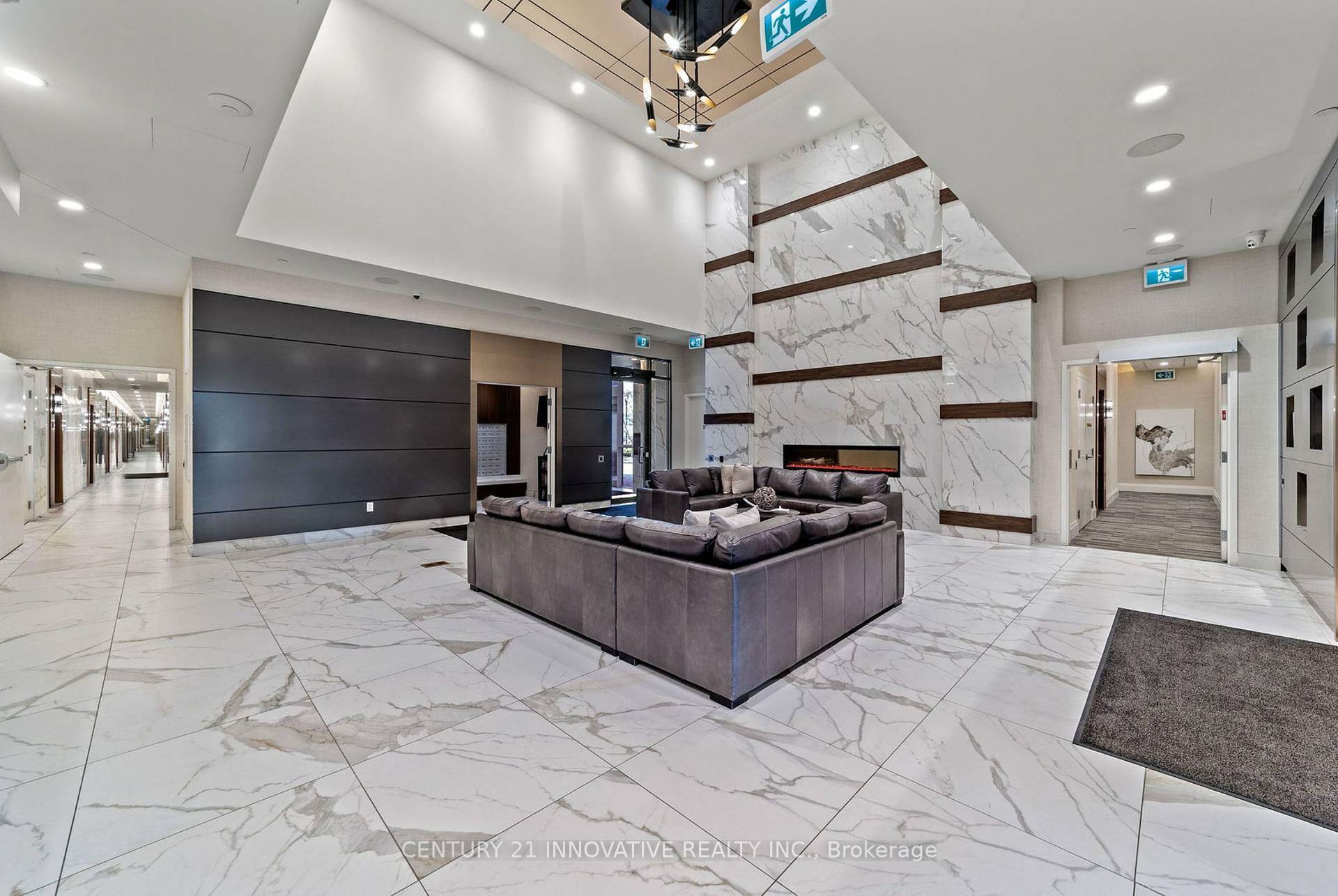 Property Photo:  1050 Main St Street E 520  ON L9T 9M3 