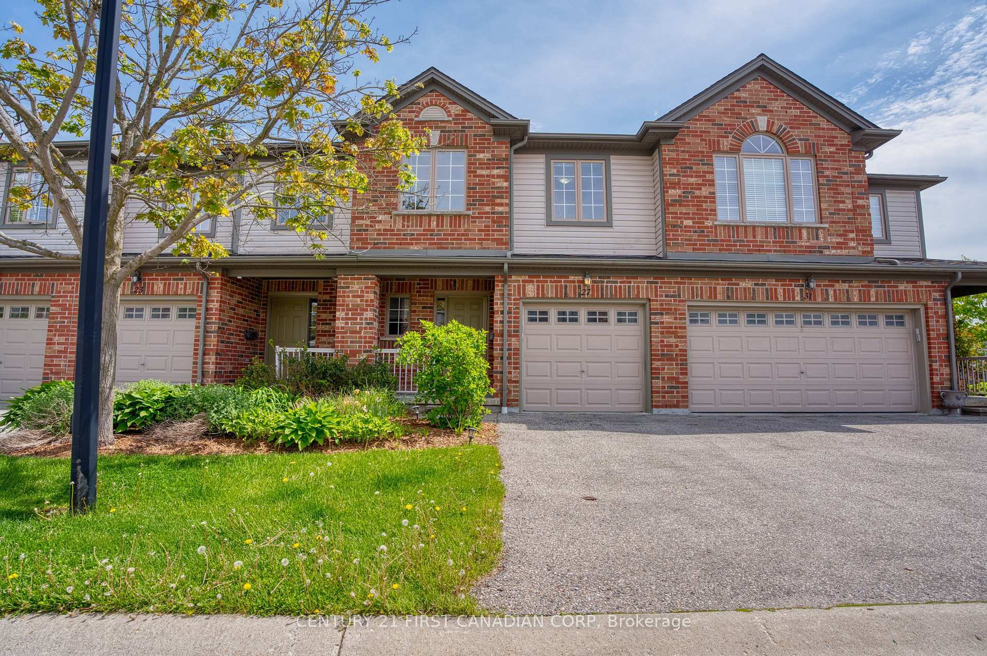 600 Hyde Park Road 27  London North ON N6H 5W8 photo