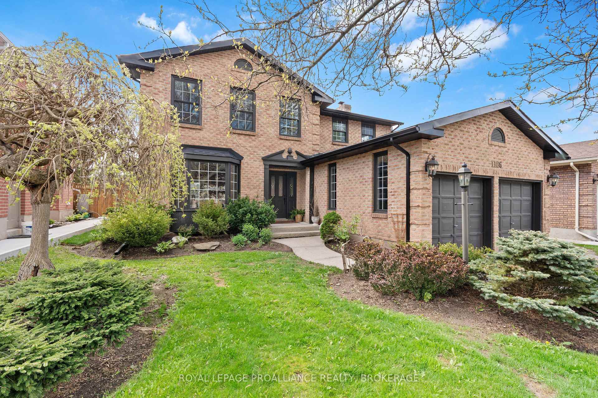Property Photo: 1186 Bentley Terrace ON K7P 2L9