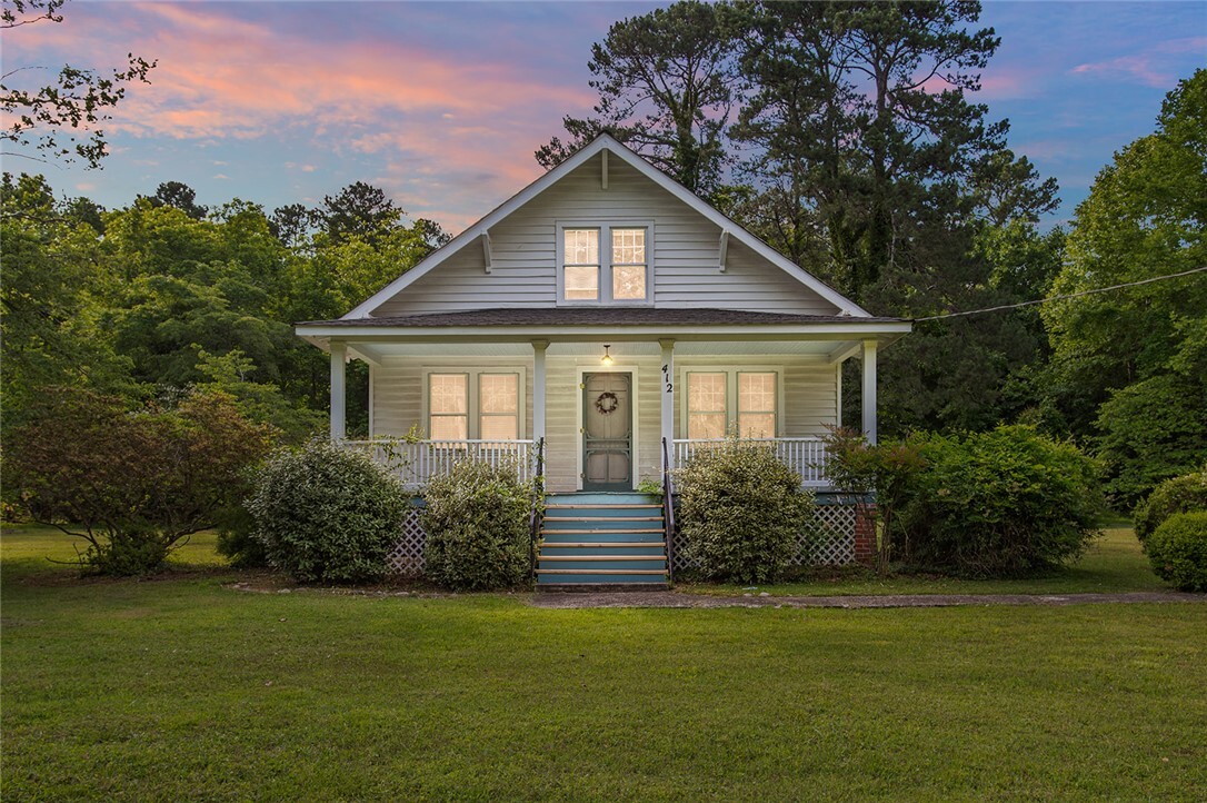 Property Photo: 412 Waller Mill Road A VA 23185