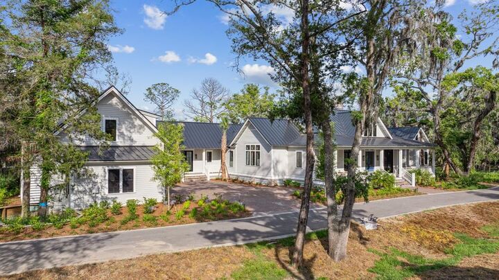 Property Photo: 152 Crane Island Drive FL 32034