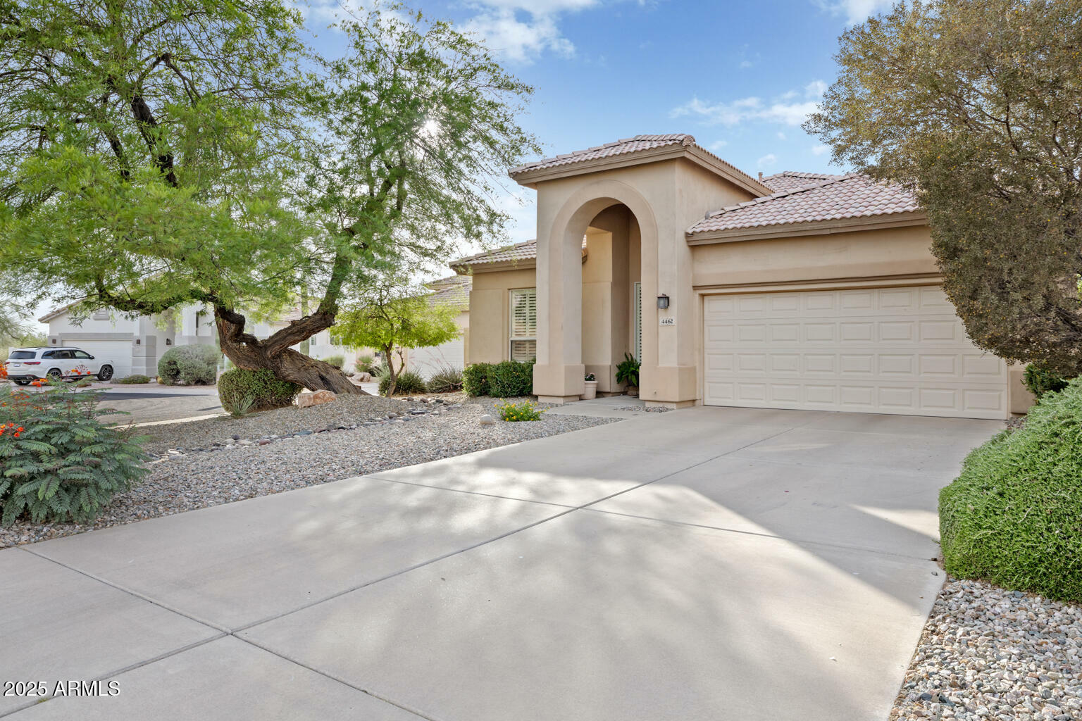 Property Photo: 4462 E Dale Lane AZ 85331