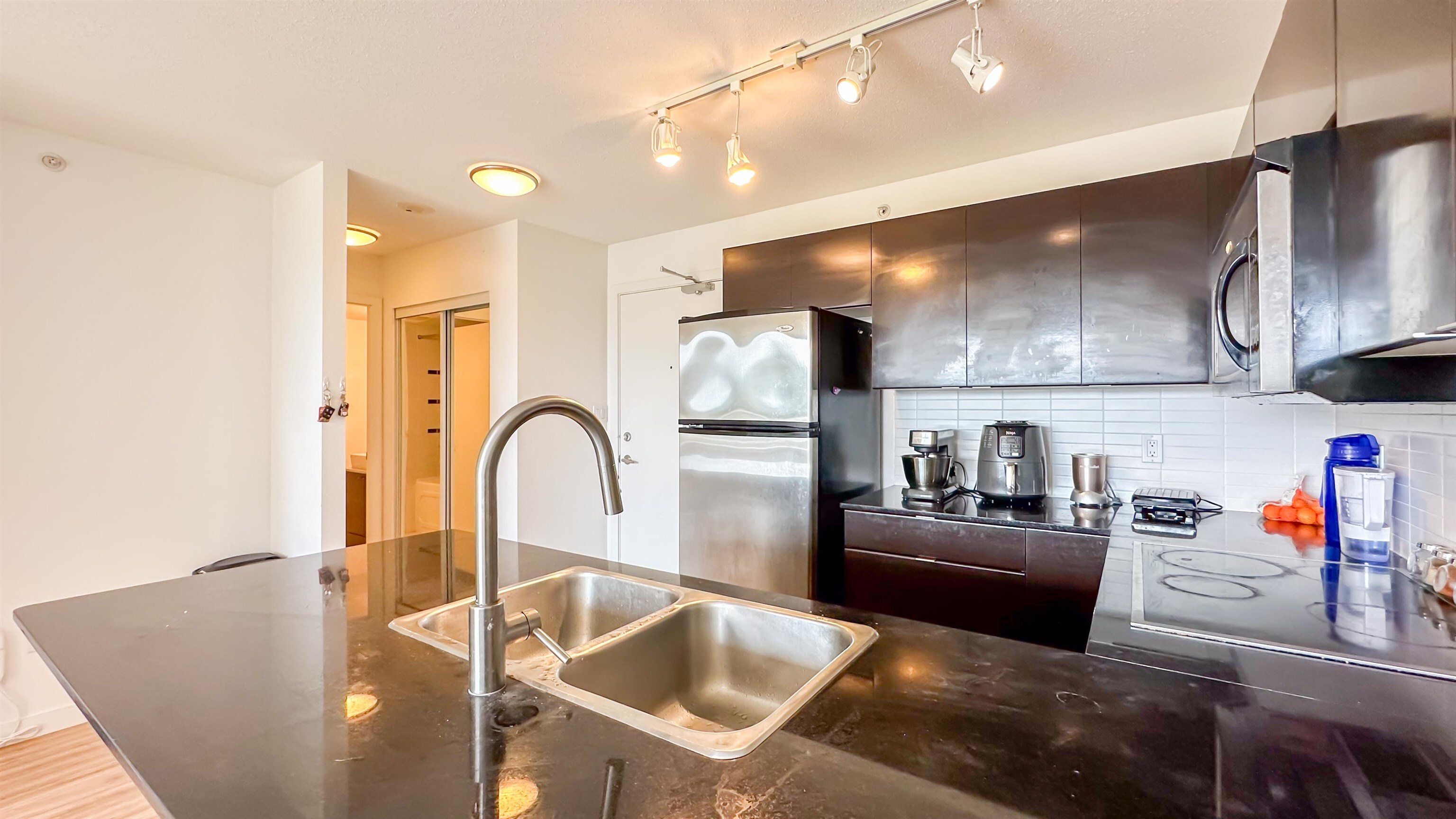 Property Photo: 4182 Dawson Street 803 BC V5C 0A2