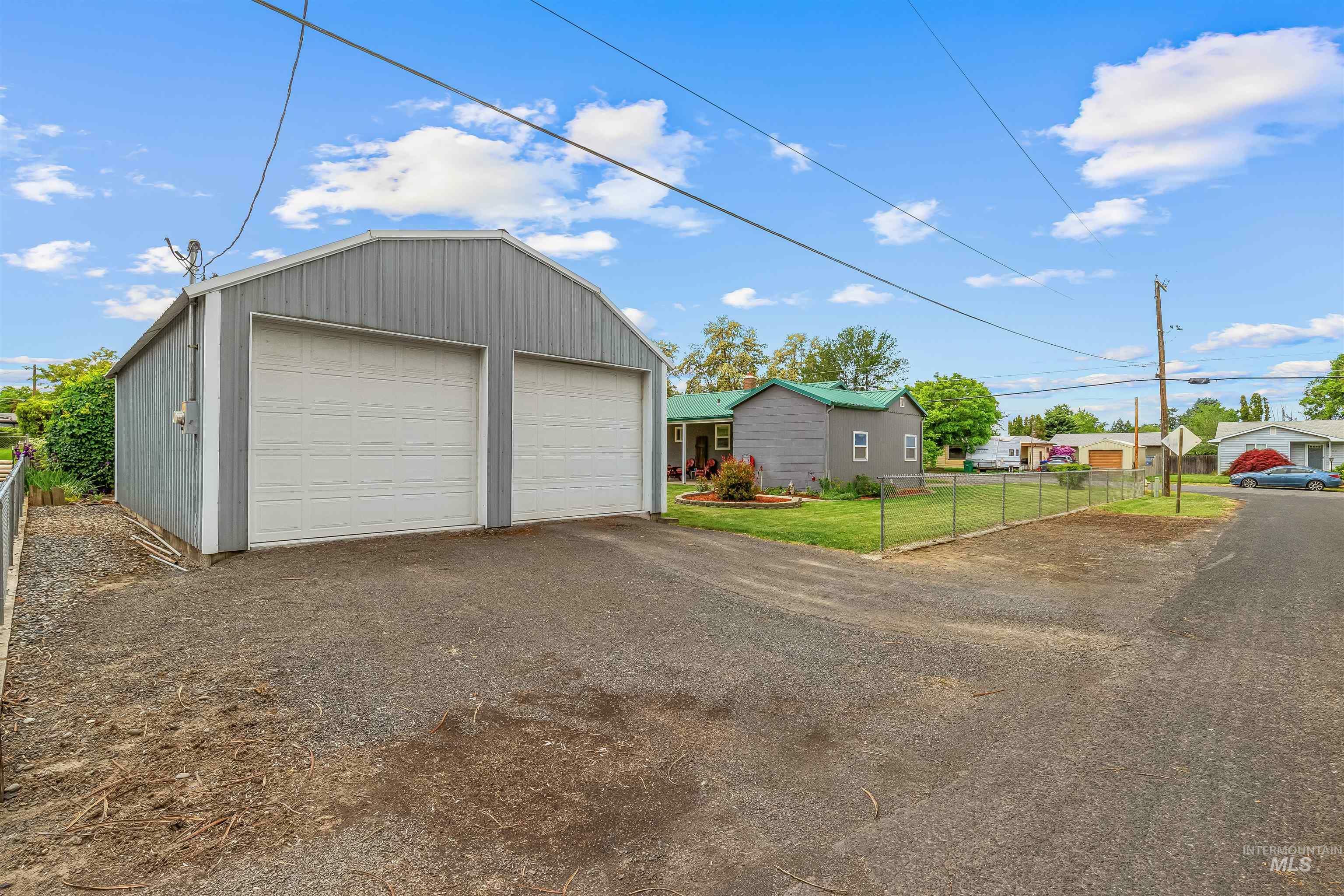 Property Photo: 3233 8th Street ID 83501