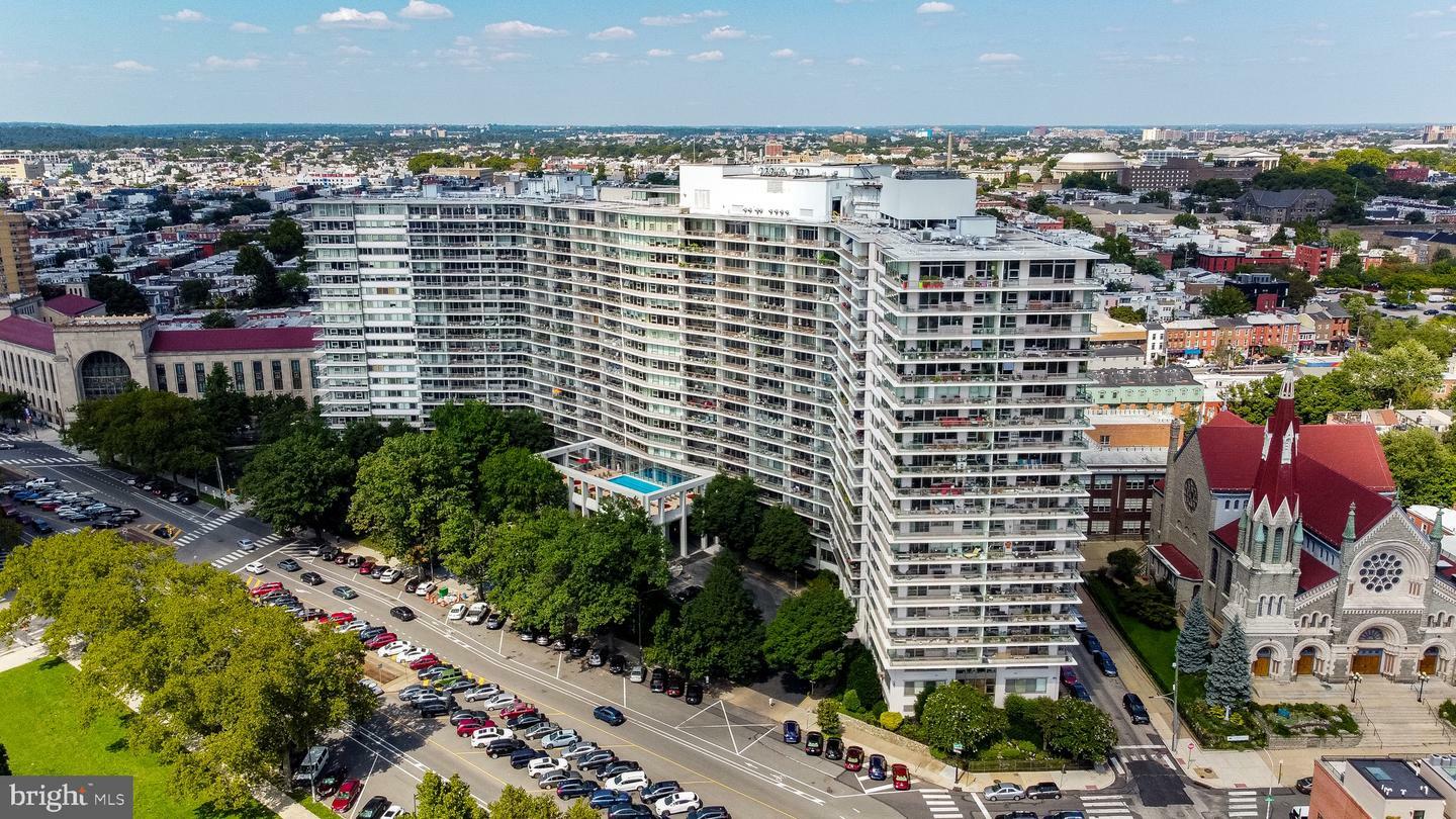 Property Photo:  2401 Pennsylvania Avenue 6B29  PA 19130 