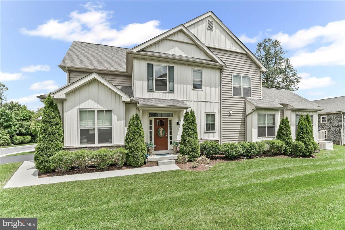 Property Photo:  1009 James Walter Way  PA 19348 
