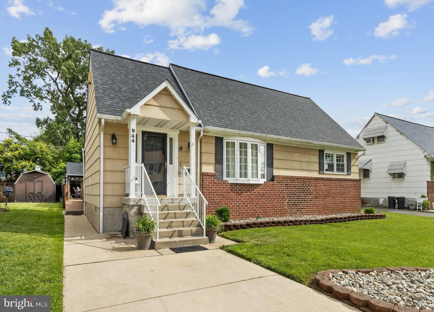 Property Photo: 944 Homberg Avenue MD 21221