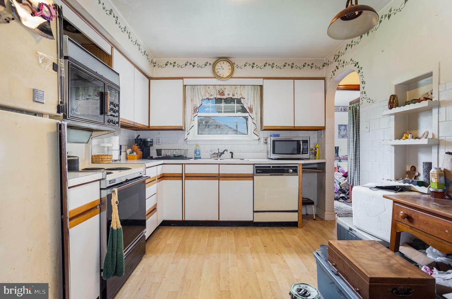 Property Photo:  82 S Houcks Road  PA 17109 