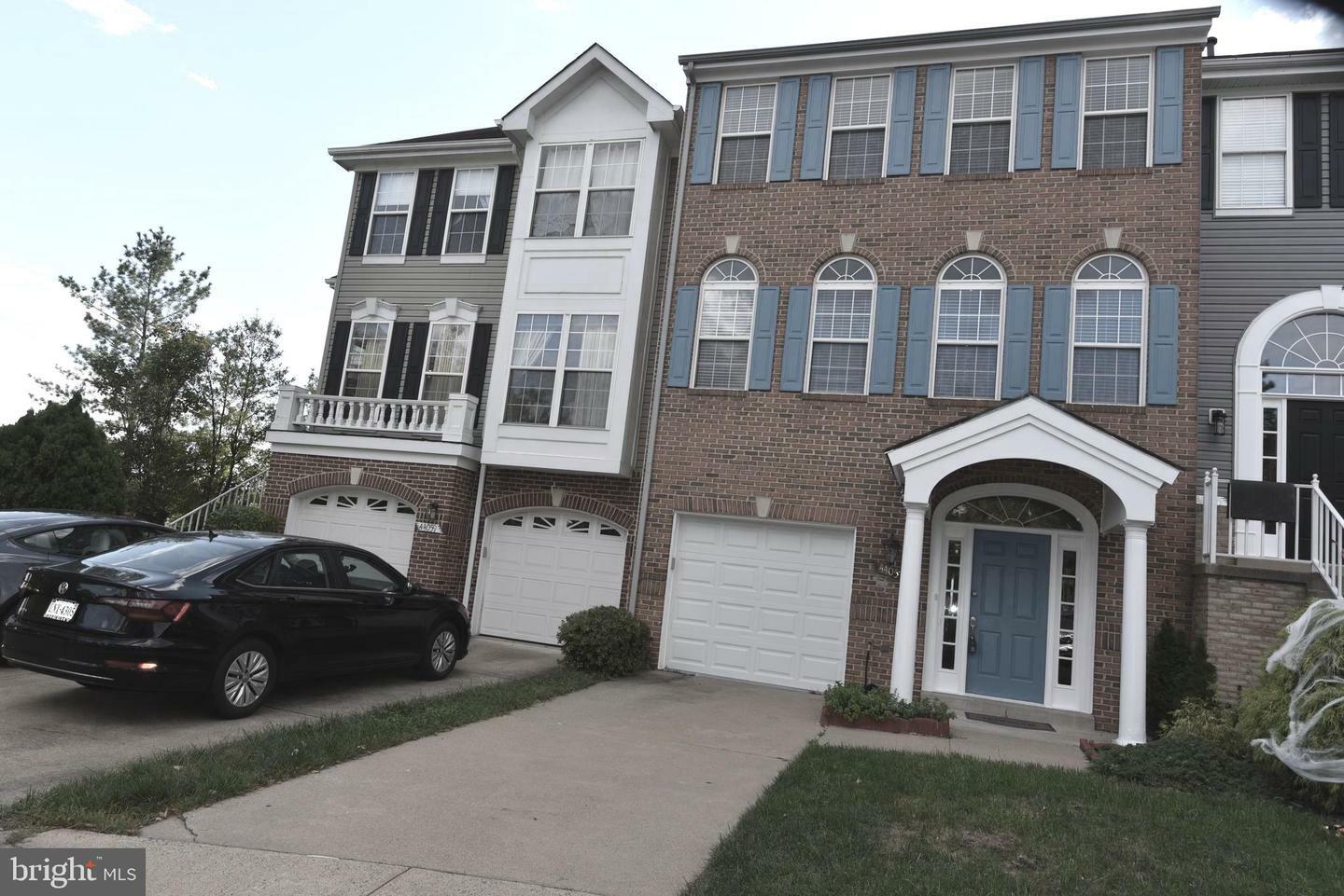Property Photo: 44057 Rising Sun Terrace VA 20147