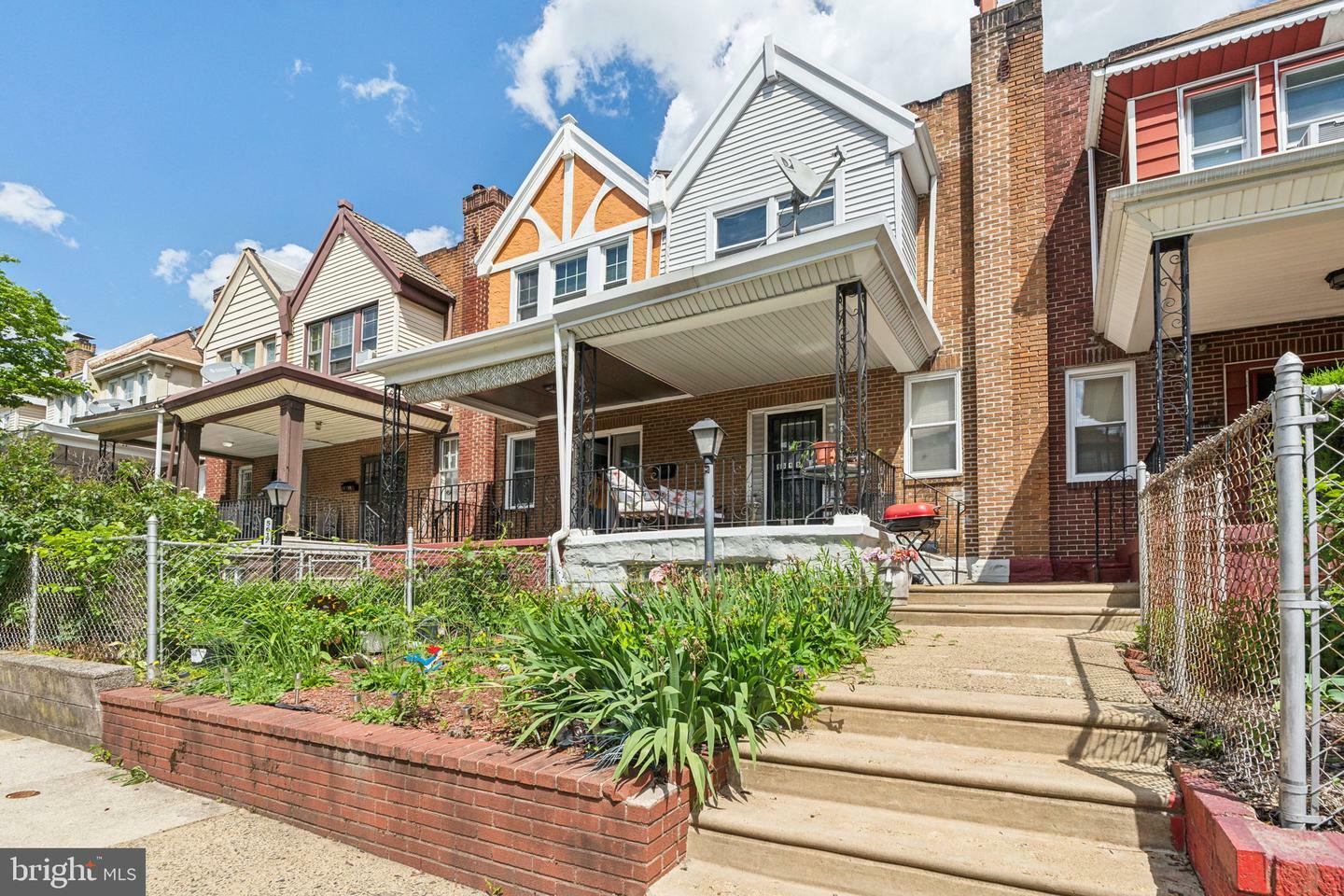 Property Photo: 5615 N Warnock Street PA 19141