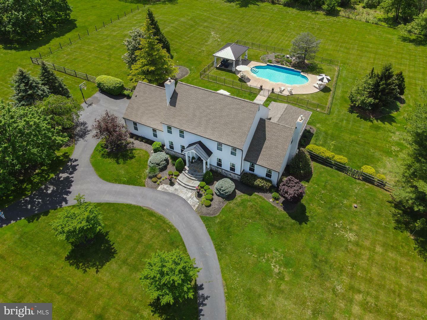 Property Photo: 1071 Highland Road PA 18940