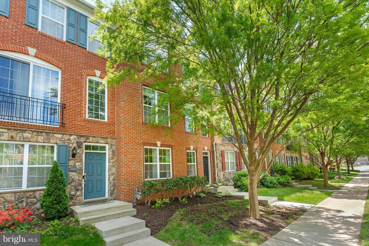 Property Photo:  23412 Berkeley Meadows Drive  VA 20148 