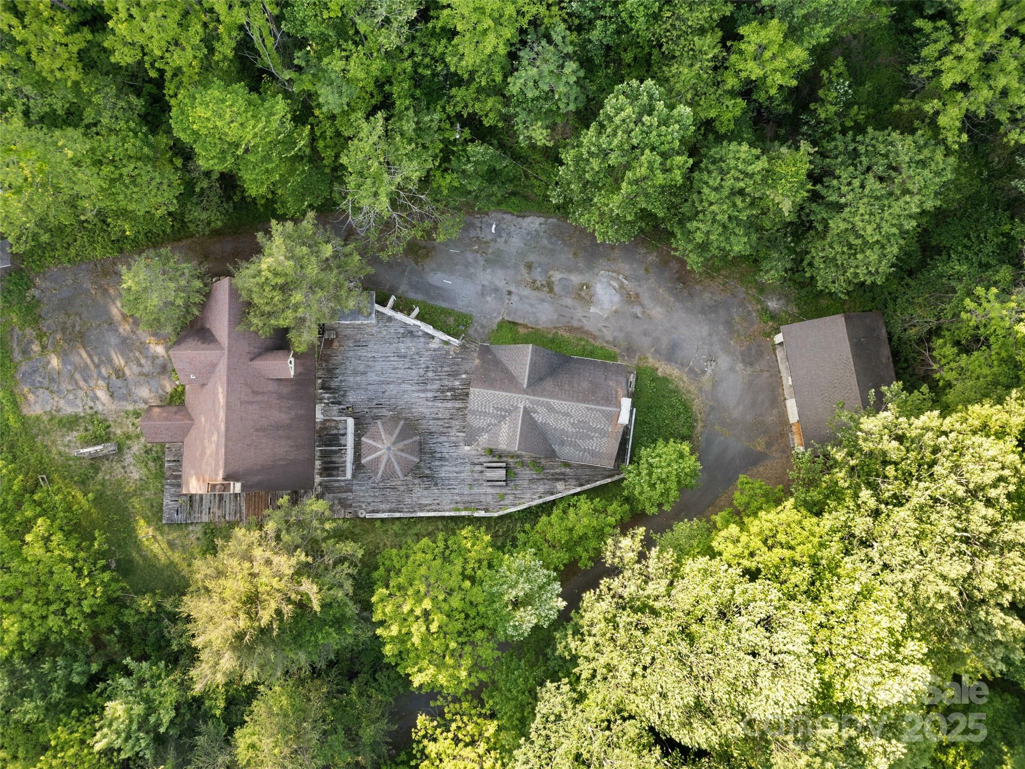 Property Photo: 115 &Amp 119 Timber Creek Drive NC 28786