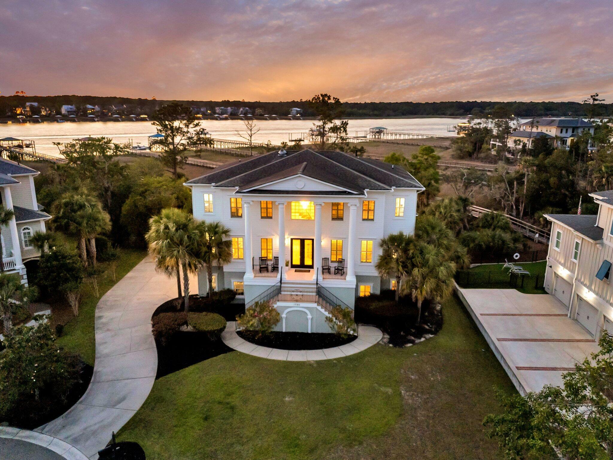 Property Photo: 1720 Bowline Drive SC 29466