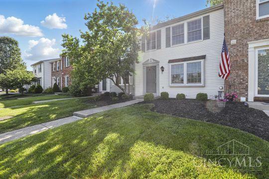 Property Photo: 8112 Mill Creek Circle OH 45069